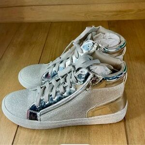 NEW In Box Lauren Lorraine SKIPPY Silver Metallic Glitter Hightops Sz 8 Sneakers